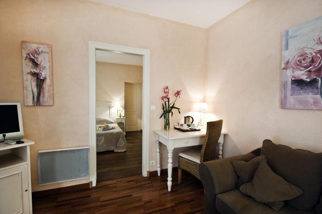 Logis Le Quai Fleuri Les Villages Voveens Quarto foto